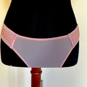 NWT Victoria’s Secret cheeky underwear